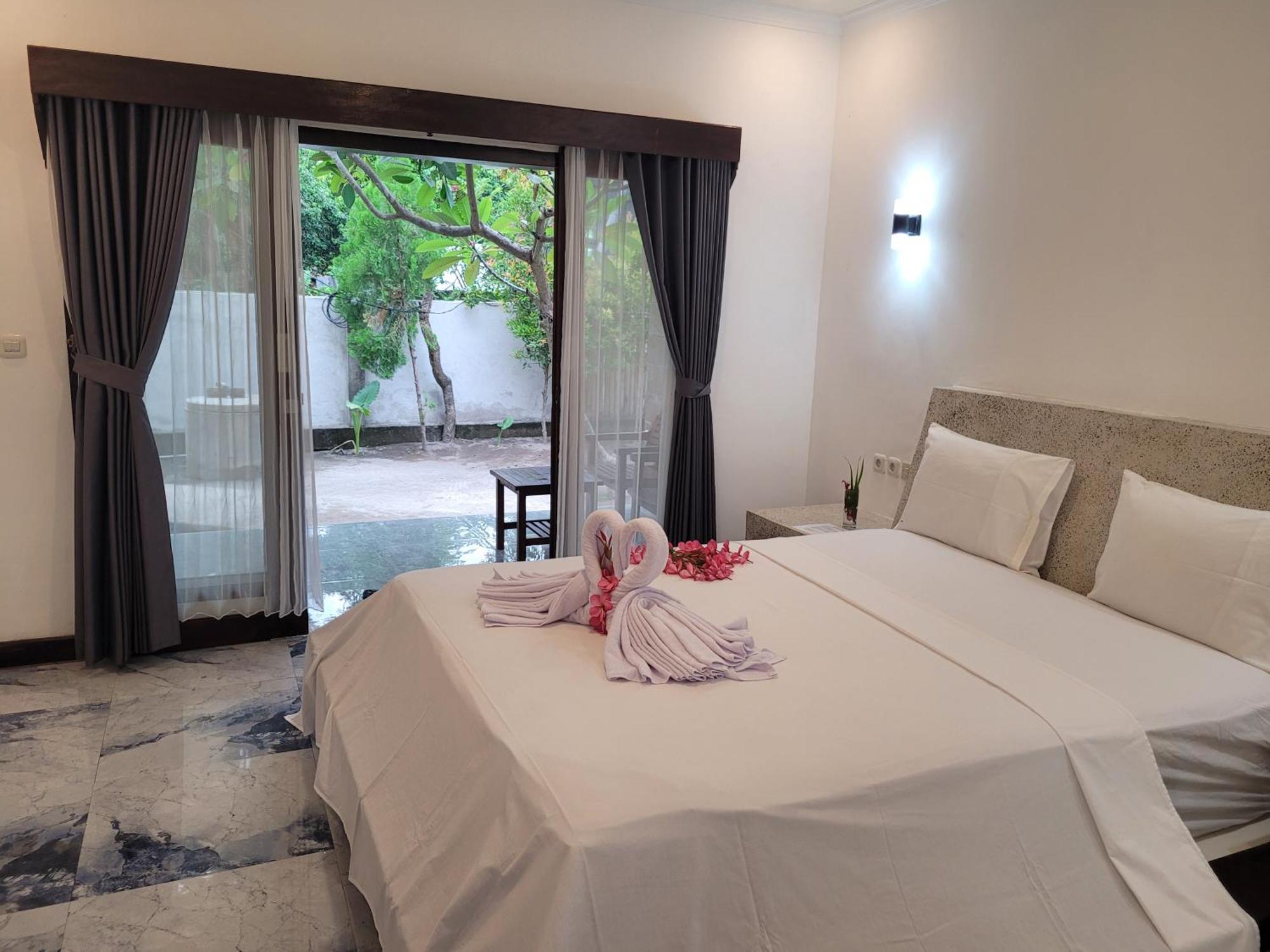 Happy Village Gili Air Exterior photo