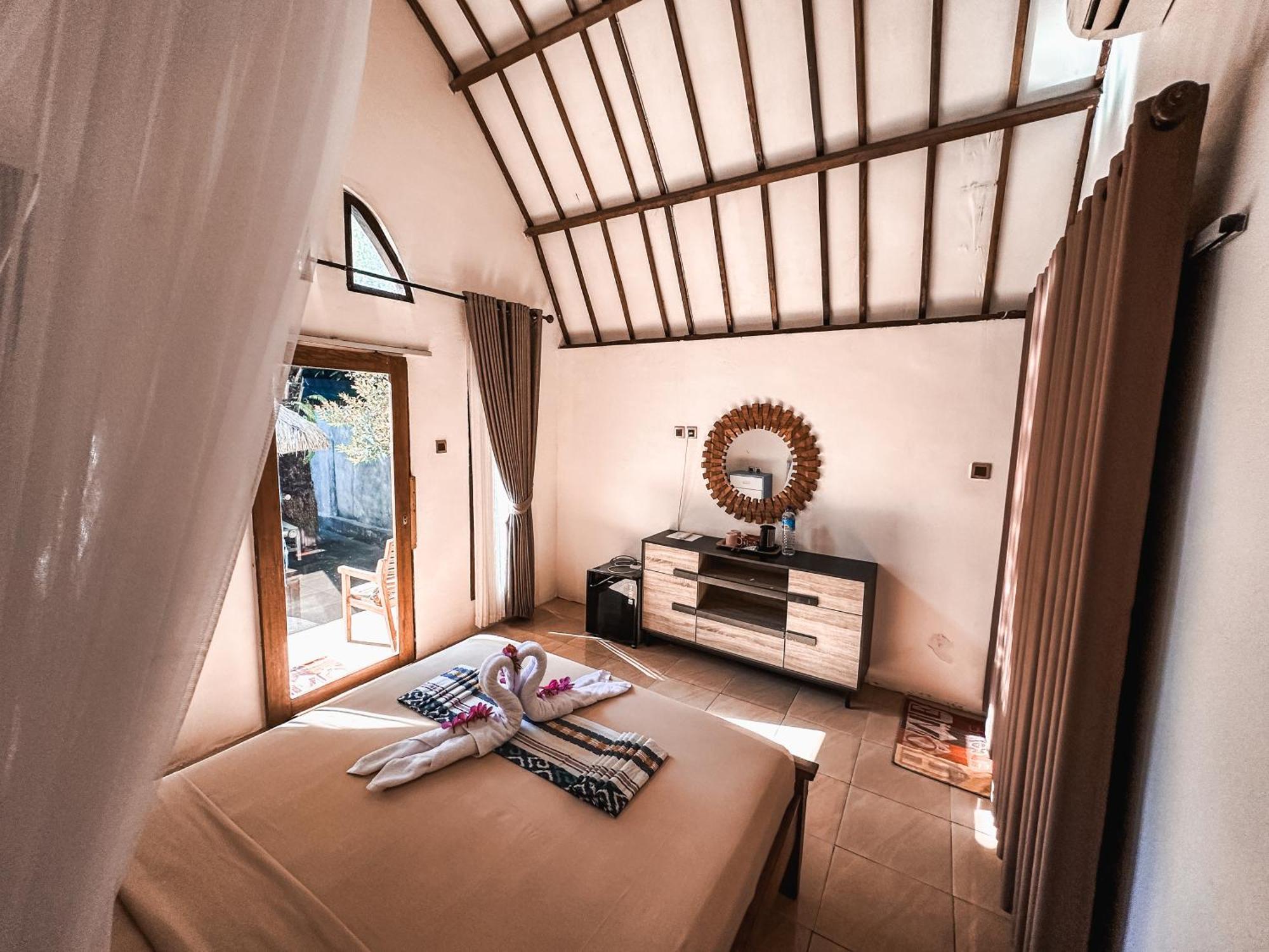 Happy Village Gili Air Exterior photo