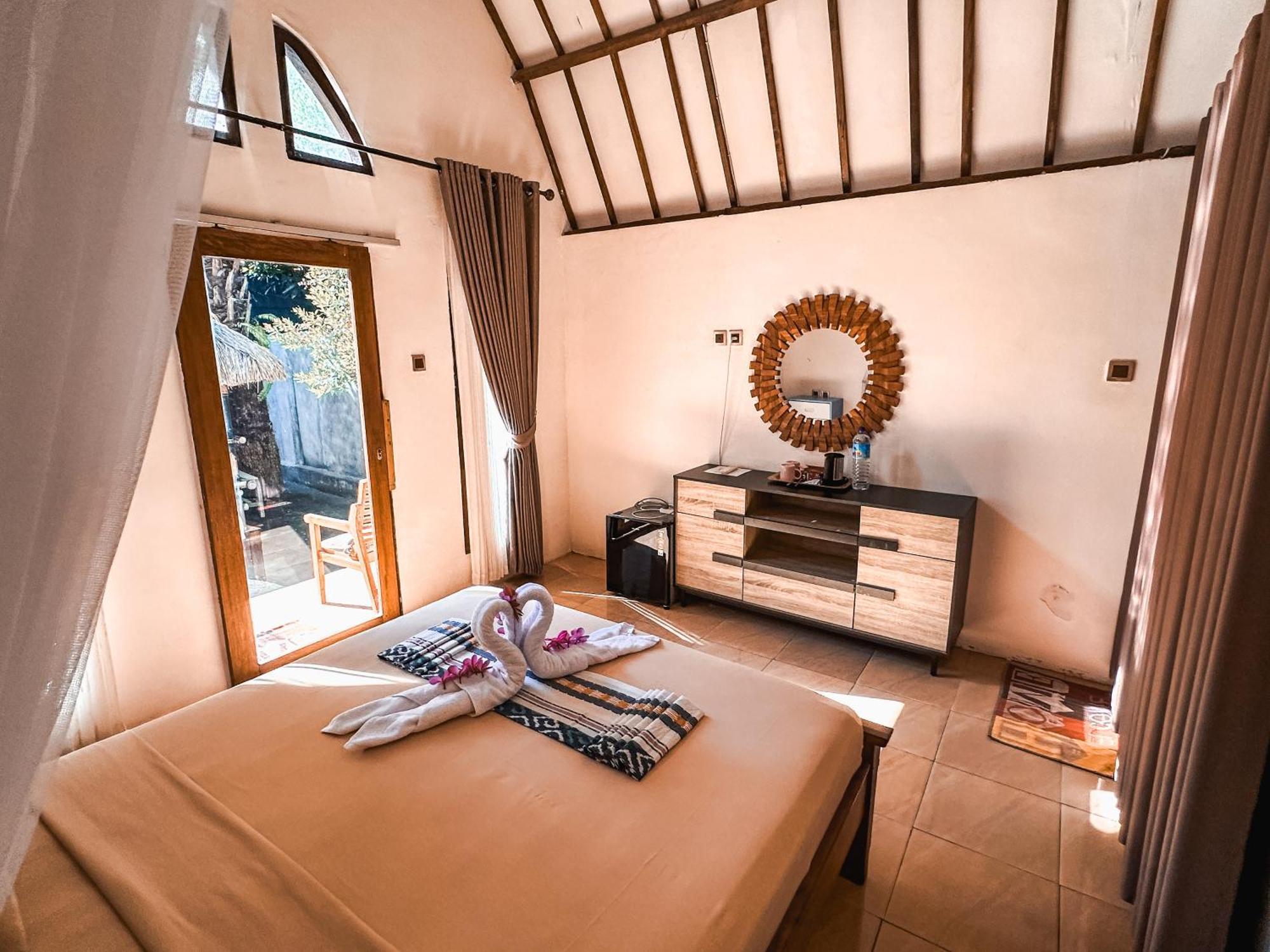 Happy Village Gili Air Exterior photo